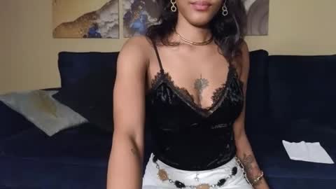 Lilly online show from 02/02/25, 02:24