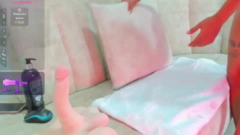 niccky01 online show from 10/16/25, 06:09