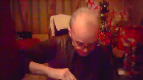 Snapshot of nice6body chatting on 12/14/24, 02:23 nice6body online show from 12/14/24, 02:23