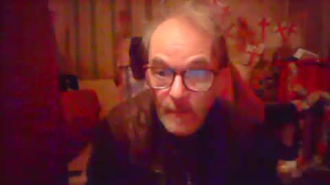 Snapshot of nice6body chatting on 02/16/25, 11:05 nice6body online show from 02/16/25, 11:05