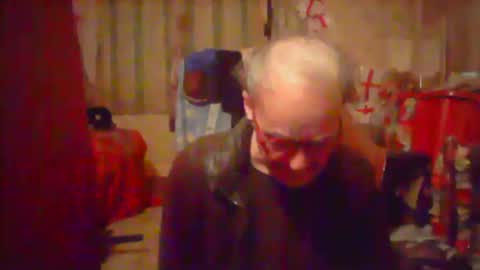 Snapshot of nice6body chatting on 10/20/25, 10:43 nice6body online show from 10/20/25, 10:43