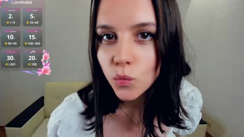 Snapshot of nice_kisss chatting on 12/29/24, 05:44 Alice online show from 12/29/24, 05:44