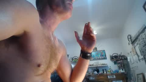 niceasscammo69 online show from 12/19/25, 10:39