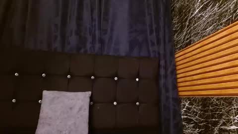 Michell  online show from 02/25/25, 02:47