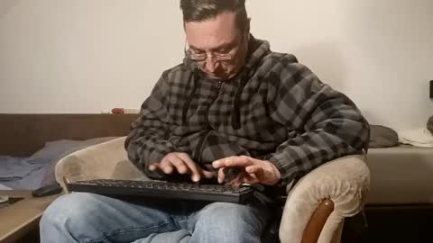 nicefuck0077 online show from 12/22/24, 01:55