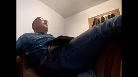 nicefuck0077 online show from 10/12/25, 07:35