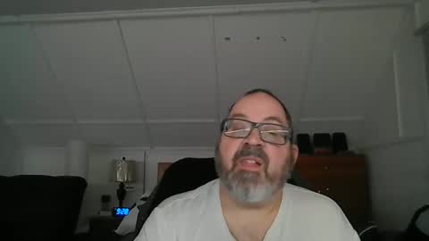 niceguy7208 online show from 02/15/25, 02:26