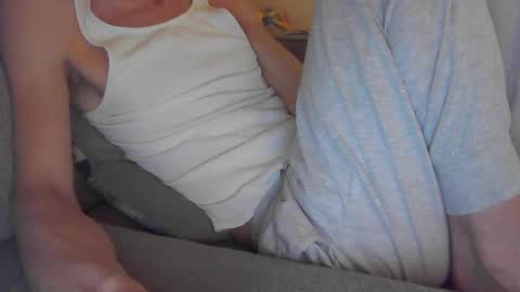 Snapshot of niceguyandrew chatting on 12/15/24, 10:26 Andrew online show from 12/15/24, 10:26