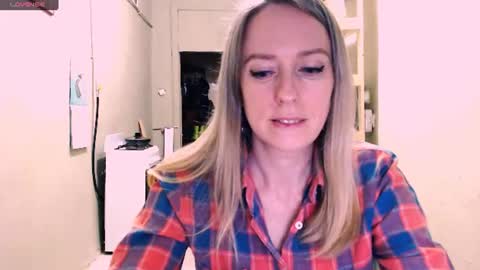 Kathrine online show from 07/04/26, 09:43