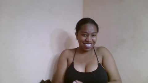 Snapshot of nicelly01 chatting on 06/17/26, 02:29 nicelly01 online show from 06/17/26, 02:29