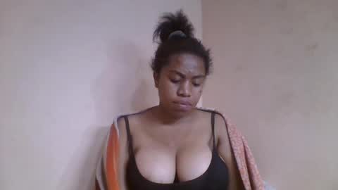 Snapshot of nicelly01 chatting on 06/23/26, 06:39 nicelly01 online show from 06/23/26, 06:39