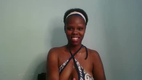 Snapshot of nicely_spiced chatting on 12/16/25, 01:16 nicely_spiced online show from 12/16/25, 01:16