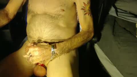 Snapshot of nicesmile3k chatting on 02/14/25, 01:13 Tantraguy. Was Energywave until...shit happened online show from 02/14/25, 01:13