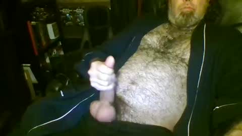 Snapshot of nicholas31 chatting on 12/01/25, 01:32 nicholas31 online show from 12/01/25, 01:32
