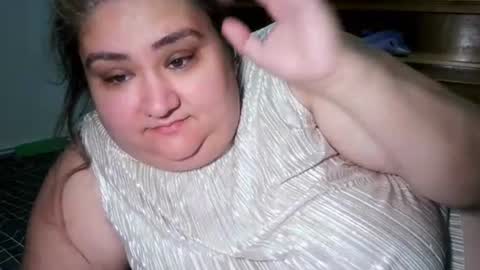 Snapshot of nicholle chatting on 07/20/26, 12:36 Nicholle online show from 07/20/26, 12:36