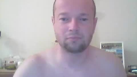 nick1990b online show from 11/10/25, 06:40