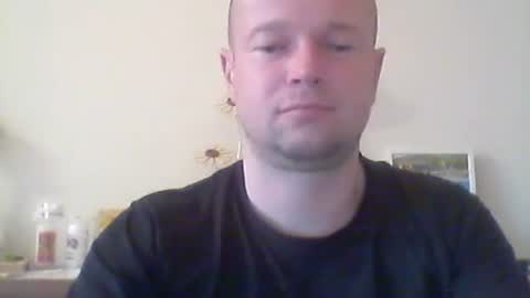 nick1990b online show from 04/23/26, 05:37
