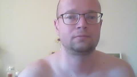 nick1990b online show from 04/25/26, 05:10