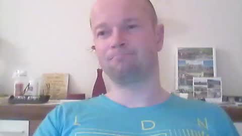 nick1990b online show from 05/07/26, 06:24