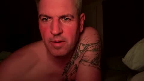 Snapshot of nick578320 chatting on 09/16/25, 02:51 nick578320 online show from 09/16/25, 02:51