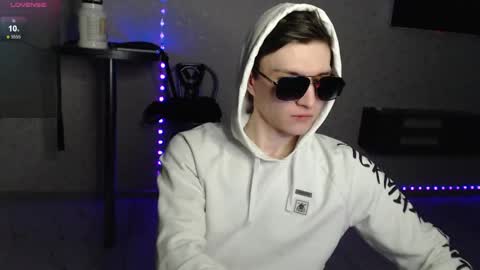 Nick online show from 02/04/25, 12:51