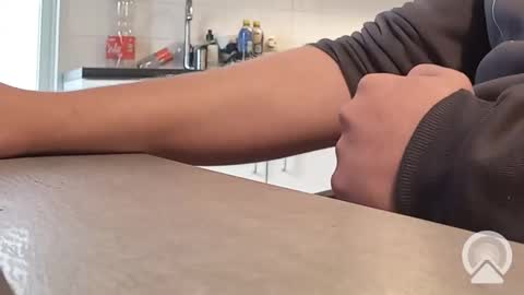 nick_x_b online show from 10/27/25, 07:34