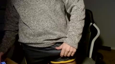 Snapshot of nickandmeg chatting on 12/14/24, 01:16 Cakedcouple OF - Yourtattedcutie qurlynfit online show from 12/14/24, 01:16