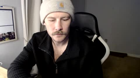 Snapshot of nickandmeg chatting on 01/04/25, 04:23 Cakedcouple OF - Yourtattedcutie qurlynfit online show from 01/04/25, 04:23