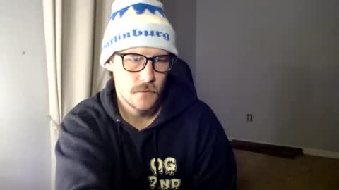 Snapshot of nickandmeg chatting on 01/27/25, 03:37 Cakedcouple OF - Yourtattedcutie qurlynfit online show from 01/27/25, 03:37