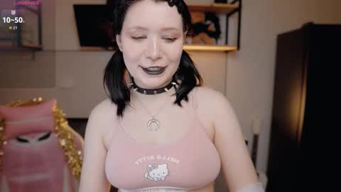 nickari_x online show from 02/28/26, 11:22