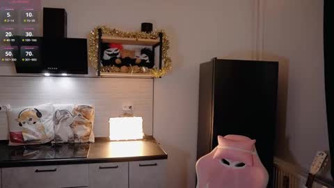 nickari_x online show from 05/10/26, 05:34