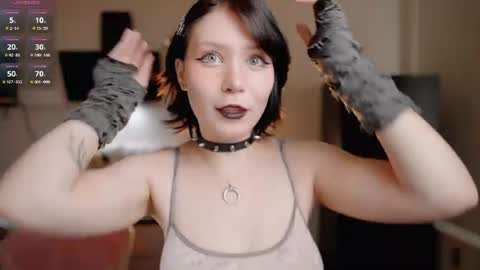 Snapshot of nickari_x chatting on 07/01/26, 05:42 nickari_x online show from 07/01/26, 05:42