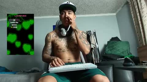 Nickhot0609 online show from 03/31/26, 10:48