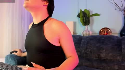 nicki_ripperton online show from 01/08/26, 12:07