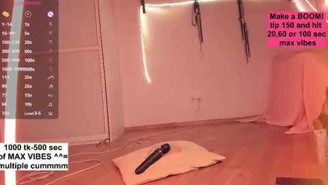 Karolina online show from 11/28/25, 09:45