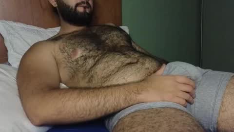 Nicolas              online show from 11/05/25, 02:11