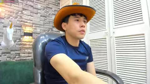 Snapshot of nickk_wolff chatting on 11/12/25, 03:51 Nickk Wolff online show from 11/12/25, 03:51