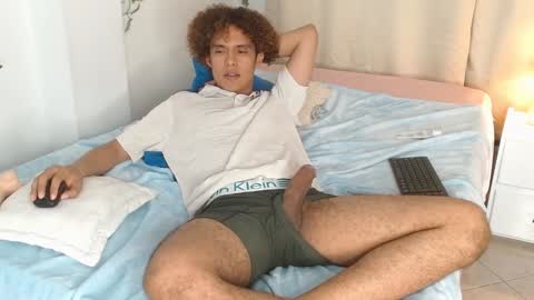 Nickolas Muoz online show from 02/04/25, 08:49
