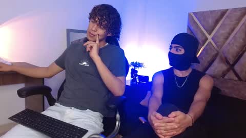Nickolas Muoz online show from 02/23/25, 01:42