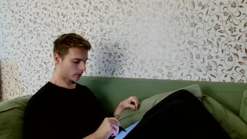 Nick online show from 12/12/24, 09:30