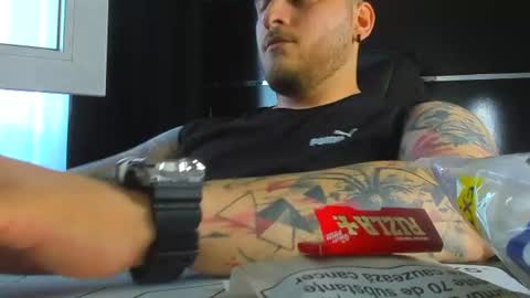Snapshot of nicktattoomaster chatting on 06/19/26, 05:17 nicktattoomaster online show from 06/19/26, 05:17