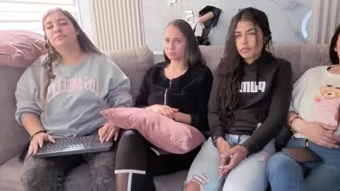 nicky_as online show from 12/15/25, 02:10