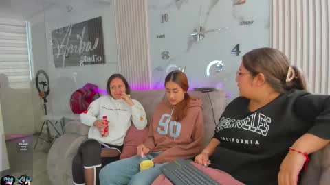 nicky_as online show from 01/15/26, 01:37