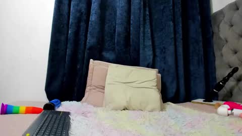 Snapshot of nicky_brown1 chatting on 02/03/25, 10:43 Nicky Brown online show from 02/03/25, 10:43