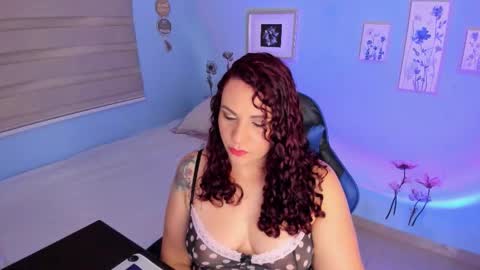 lucy online show from 09/29/25, 02:06