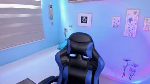 lucy online show from 10/14/25, 09:15