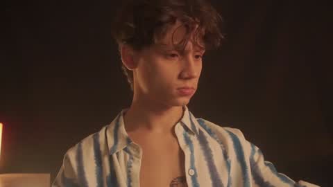 Nicky Neal online show from 02/06/25, 08:34