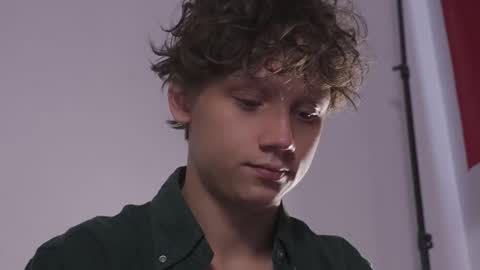 Nicky Neal online show from 09/11/25, 10:37