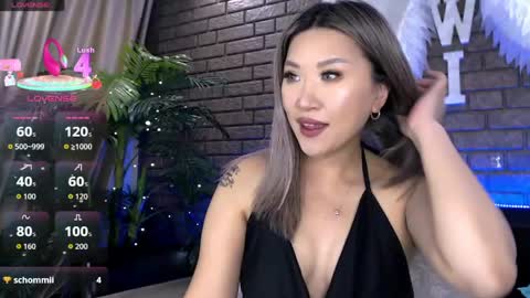 Snapshot of nicky_owl chatting on 04/29/26, 09:24 Today is my 41st birthday And in 2 hours Im waiting for you on the stream Stock up on tokens and a good mood Nicky online show from 04/29/26, 09:24
