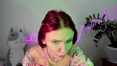 Snapshot of nicky_weekends chatting on 12/12/24, 12:55 Nicky Weekends online show from 12/12/24, 12:55